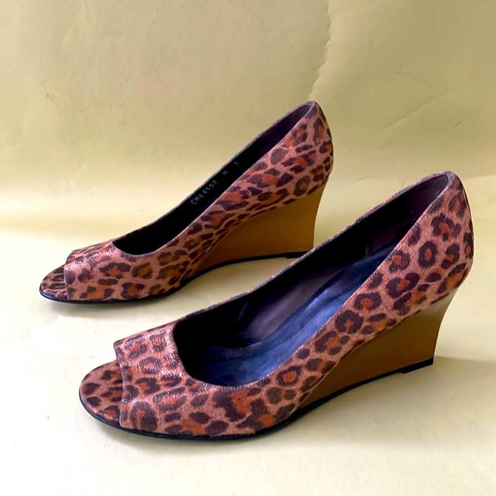 Multicolored Stuart Weitzman all leather wedges - Picture 1 of 9
